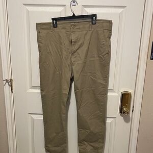 Lee Men's Khaki Chinos